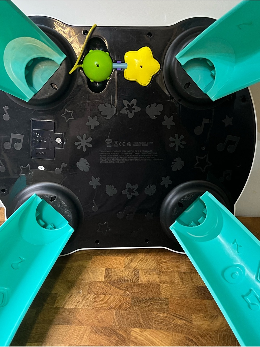 Colorful Musical Learning Activity Panel - Green Crocodile & Multi-Color Keys - Picture 6 of 11